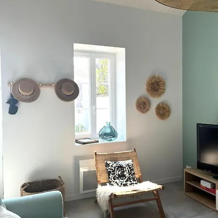 La Maison De Lena 500m De La Дом отдыха Barbatre